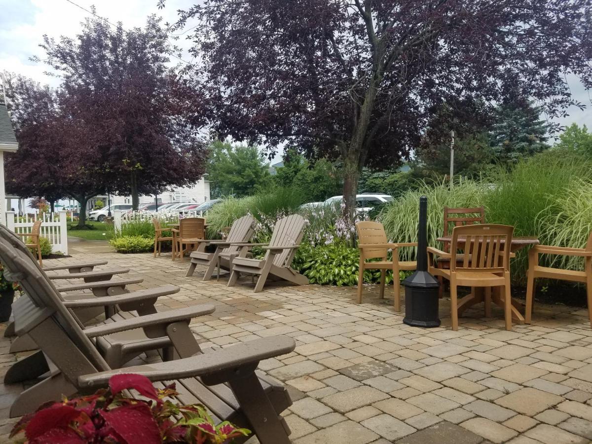 Inn The Lakehouse Geneva-on-the-Lake