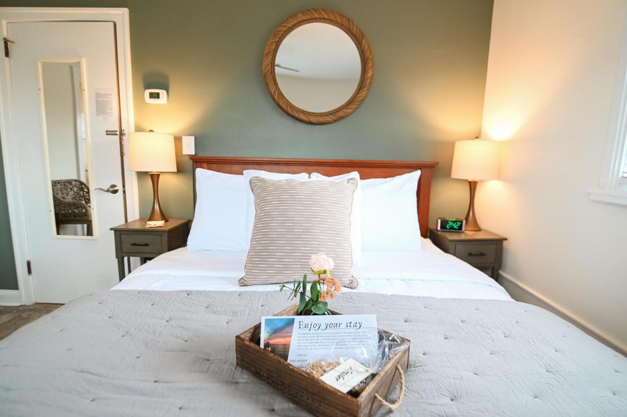The Lakehouse Inn Geneva-on-the-Lake