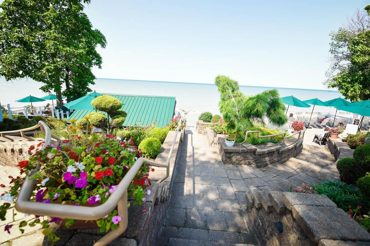 The Lakehouse Geneva-on-the-Lake