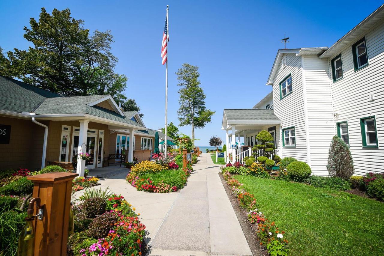 Inn The Lakehouse